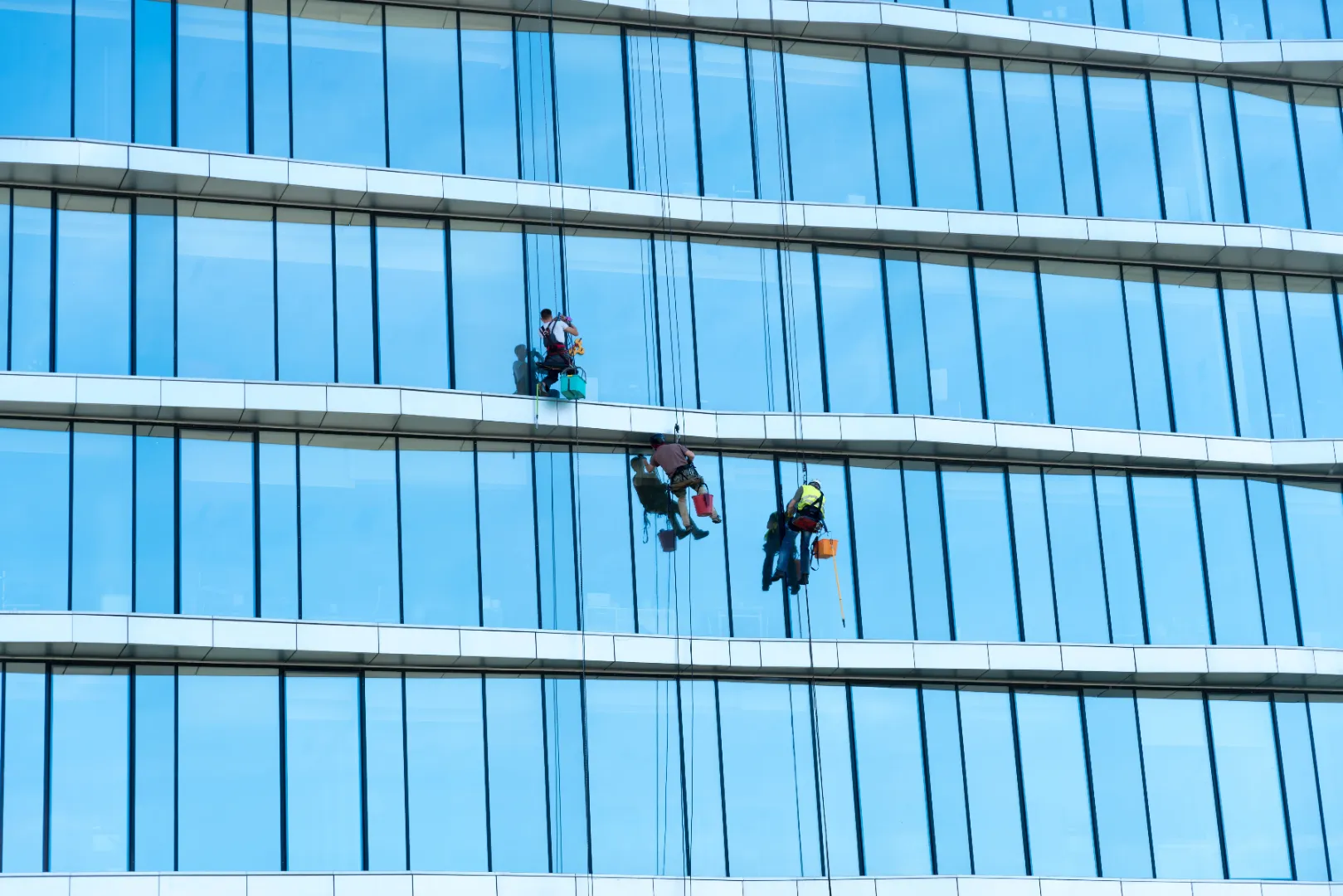 Exterior commercial window cleaning on a high-rise building